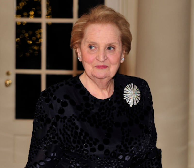 articles/2012/04/26/madeleine-albright-wins-presidential-medal-of-freedom/madeleine-albright-ellison-topbox_ufzivr