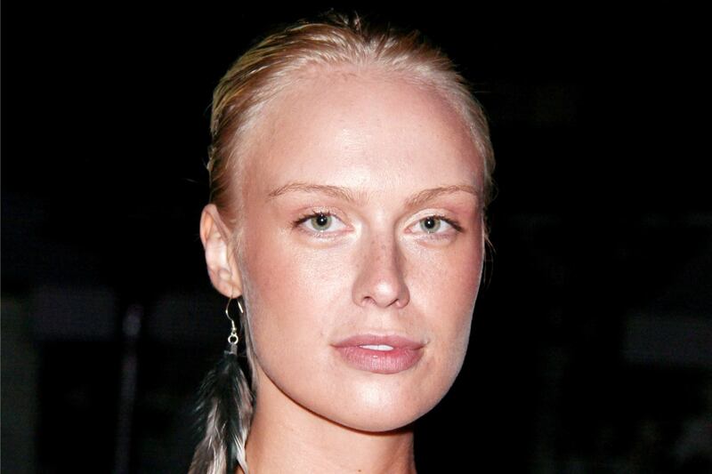 articles/2012/09/13/caridee-english-weighs-in-on-former-top-model-meth-addiction/caridee-english-fashion-beast_qxmzvu