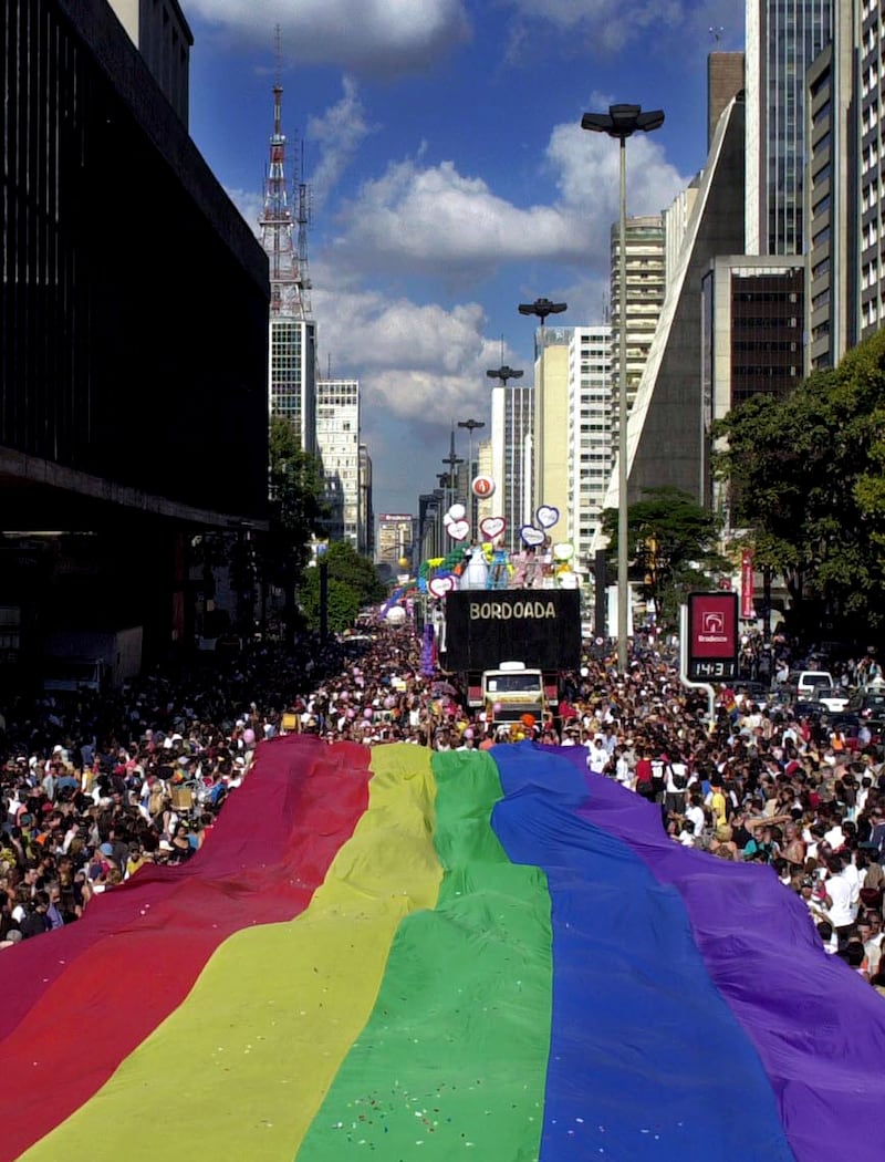 galleries/2014/06/07/celebrating-pride-a-history-of-lgbt-liberation-around-the-world-photos/140605-gay-pride4_w3pmap