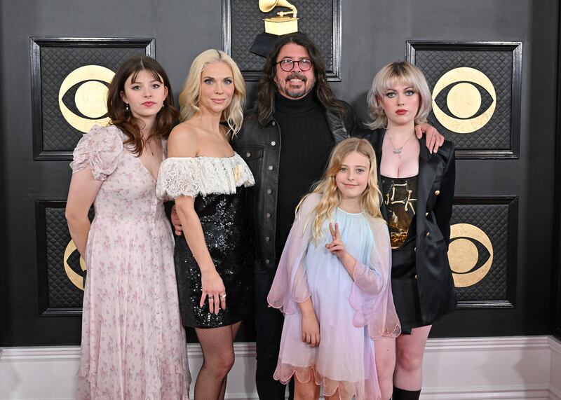 Dave Grohl with his wife and daughters