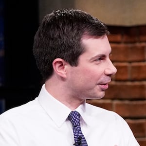 190418-Buttigieg-on-Meyers-tease_vfhawy