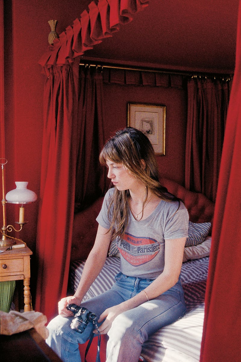 galleries/2013/11/21/jane-birkin-and-serge-gainsbourg-a-family-album-photos/131120-birkin-family-photos-14_dixdtz