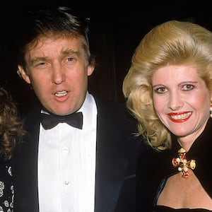 articles/2015/07/27/ex-wife-donald-trump-made-feel-violated-during-sex/150727-mak-trump-tease_kp2kb5