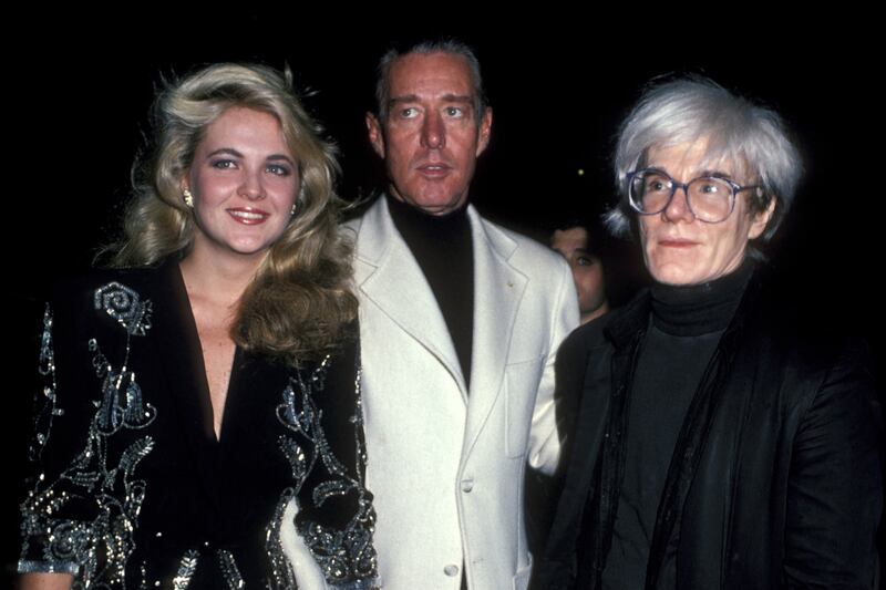 articles/2014/05/21/when-fashion-met-art-andy-warhol-halston-s-decades-long-friendship/140520-laneri-warhol-tease_i0r0f9