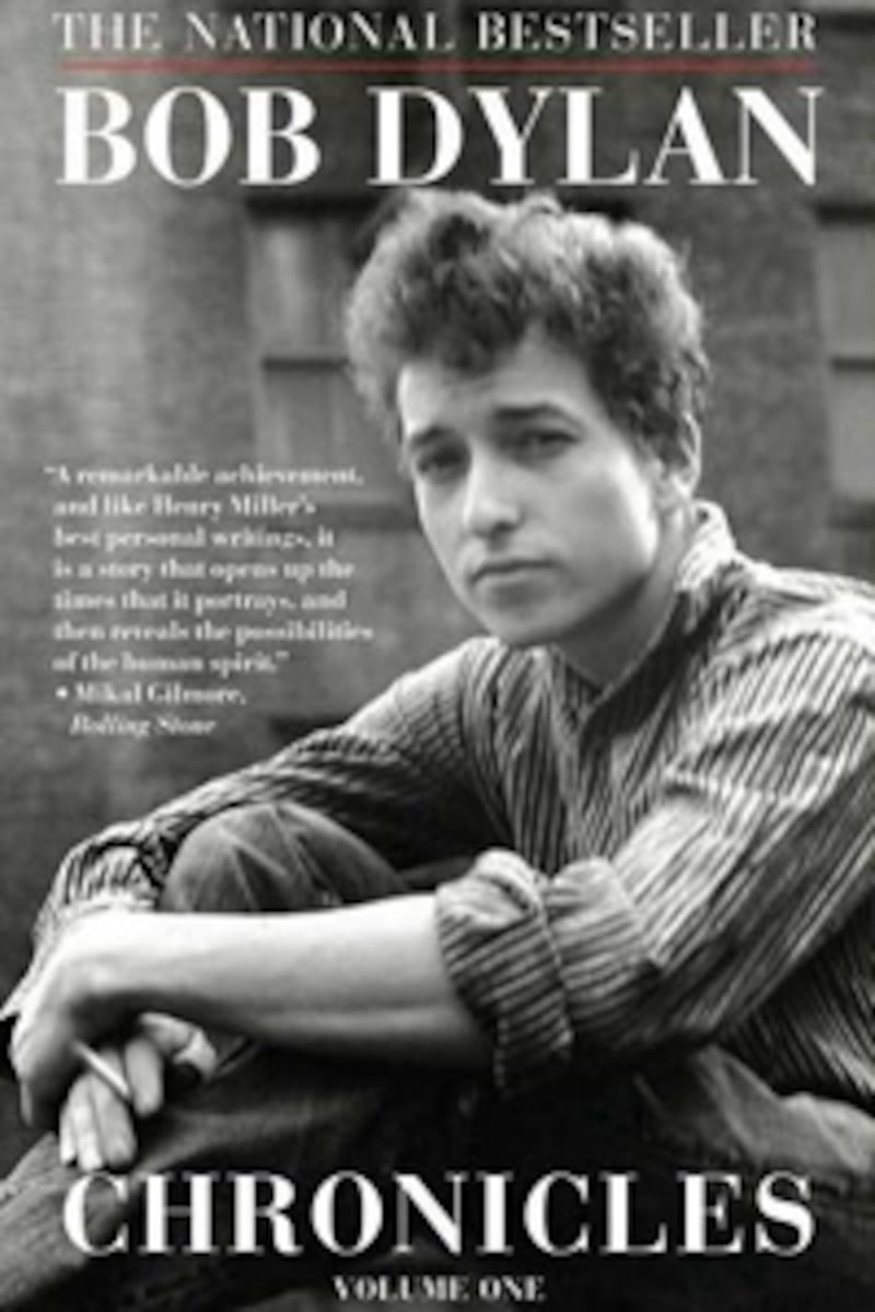 articles/2013/02/19/paul-muldoon-s-book-bag-five-best-rock-n-roll-books/dylan-chronicles-book-cover_z0iw8i