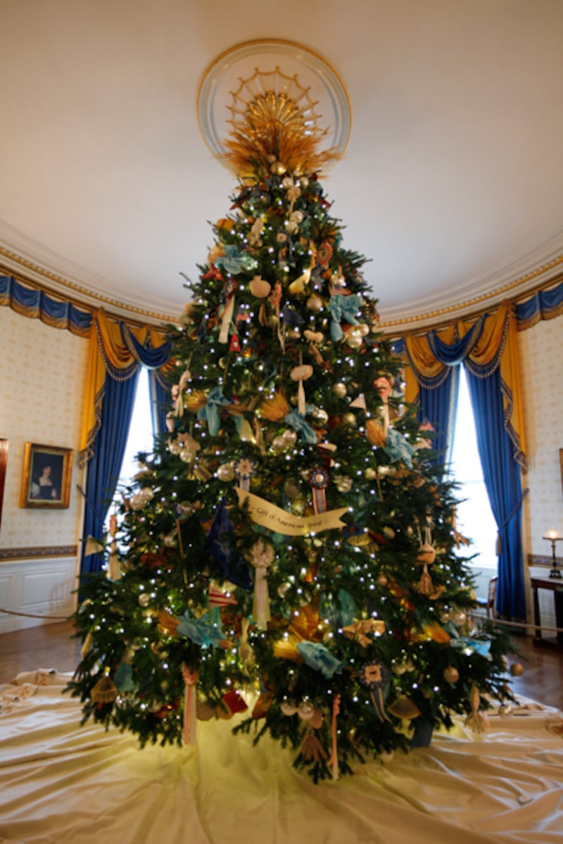 galleries/2010/12/20/spectacular-christmas-trees/christmas-trees-5_cek82g