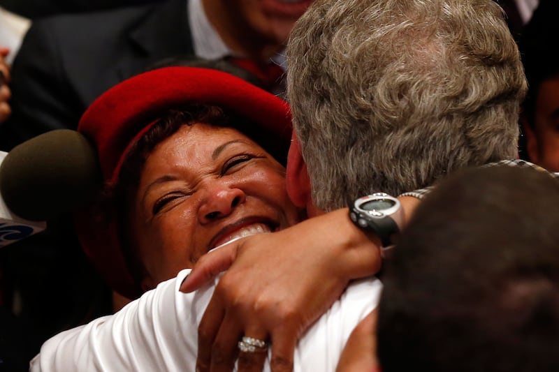 articles/2013/11/06/how-high-african-american-turnout-gave-terry-mcauliffe-his-win-in-virginia/131106-bouie-mcauliffe2-tease_nsfcxc