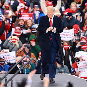 201105-messer-trump-rally-covid-tease_iotcm7