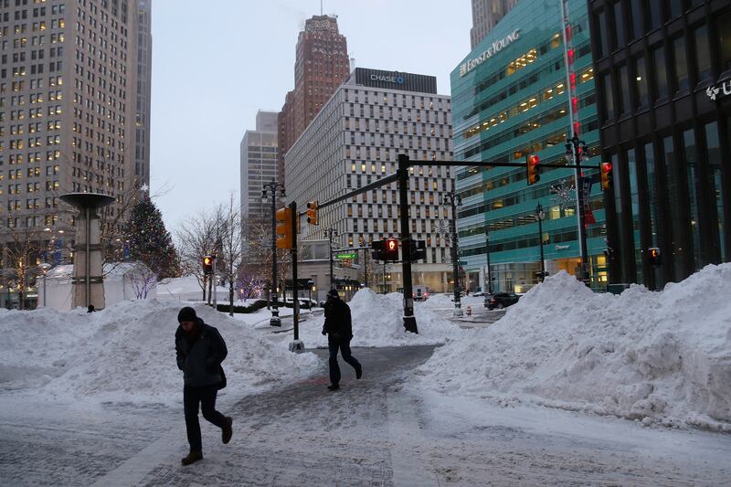 galleries/2014/01/07/bone-chilling-cold-polar-vortex-sweeps-continental-u-s-photos/polar-vortex-5_mx6zik