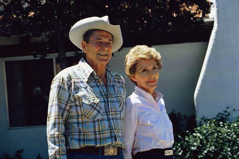 galleries/2011/07/05/nancy-reagan-turns-90-see-her-most-fashionable-looks/nancy-reagan-fashion-3_tg9mig