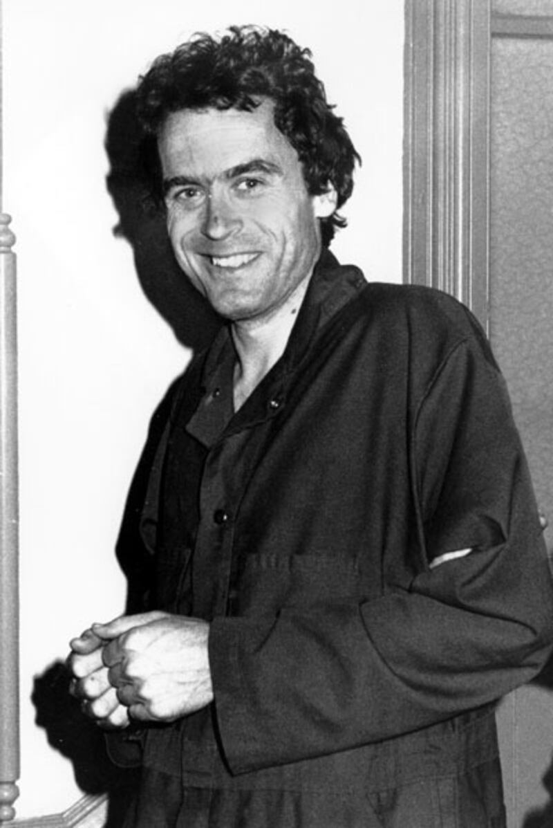 galleries/2011/07/26/killer-smiles/killer-smiles-ted-bundy_dqyq9f