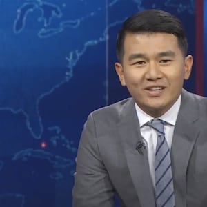 articles/2016/10/07/the-daily-show-s-ronny-chieng-destroys-fox-news-jesse-watters-you-ignorant-sack-of-sh-t/161006-wilstein-daily-show-jesse-watters-tease_o1sozf