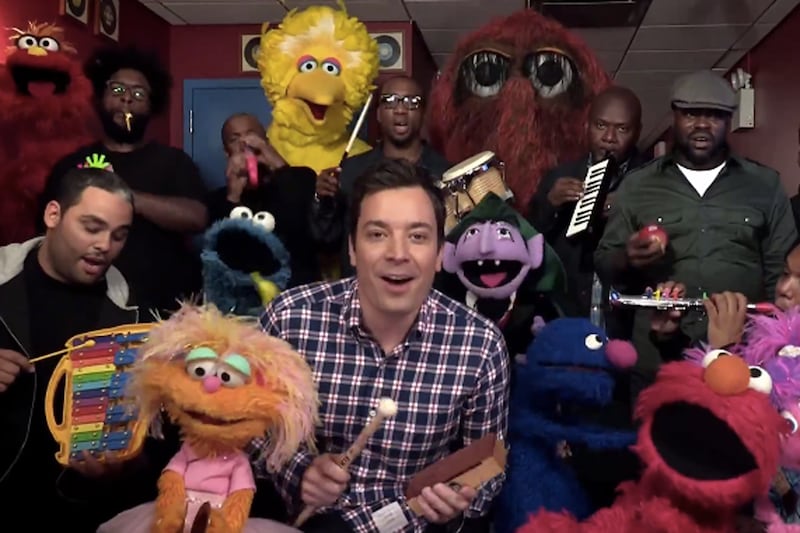 articles/2013/09/26/jimmy-fallon-s-best-classroom-instruments-performances-sesame-street-blurred-lines-more/130926-fallon-late-night-tease_agyhxc