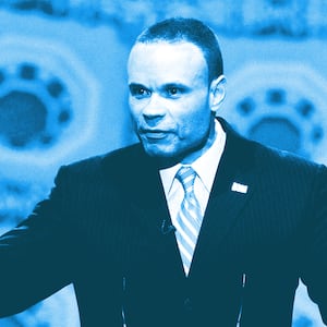 181008-Swin-Dan-Bongino-tease_fxuqjn