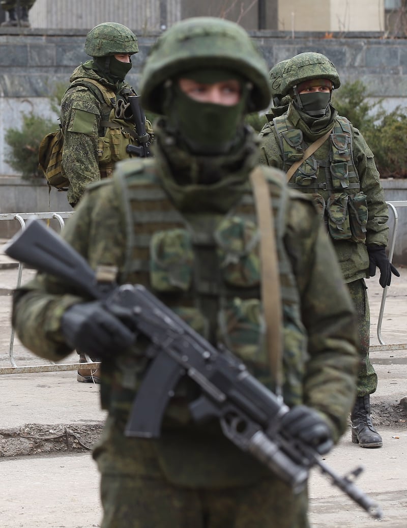 galleries/2014/02/28/crimea-in-chaos-and-crisis/140301-crimea-update-09_bsqrq4