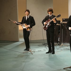 articles/2014/02/09/what-it-was-like-to-watch-the-beatles-become-the-beatles-nik-cohn-remembers/140209-jones-beatles2-tease_jb3nbr