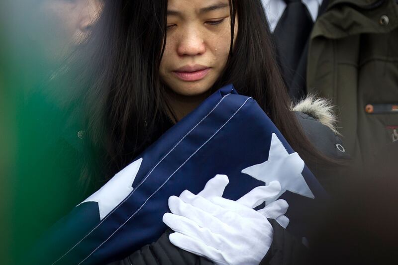 galleries/2015/01/04/nypd-remembers-slain-officer-wenjian-liu-photos/150104-lui-funeral1_ias4aw