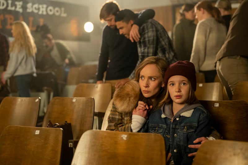  Juno Temple and Sienna King as Scotty Lyon in Fargo.