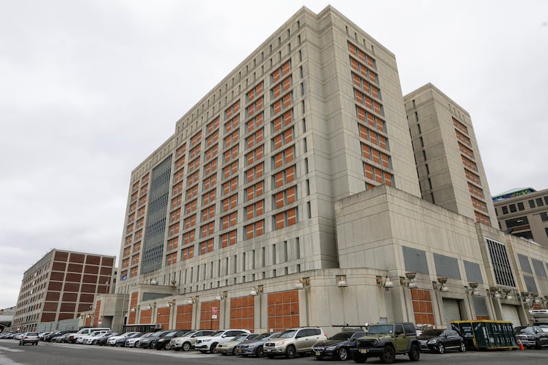 The Metropolitan Detention Center photographed from the outside.