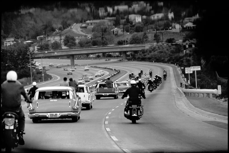 galleries/2013/09/01/choppers-road-hogs-and-bikes-vintage-photos-of-motorcycles-on-the-road/130828-motorcycle1_pspye8