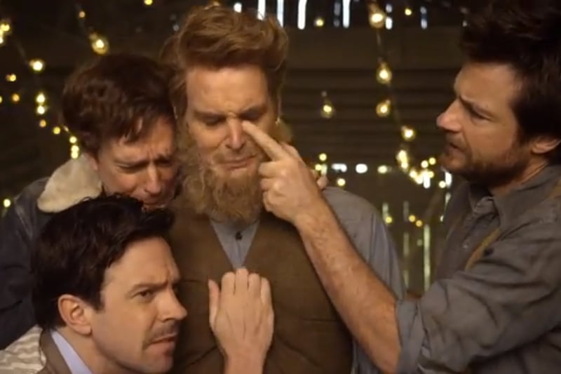 articles/2013/08/06/jason-sudeikis-jason-bateman-star-in-mumford-sons-parody-video/130806-mumford-cheat_vkbqbf