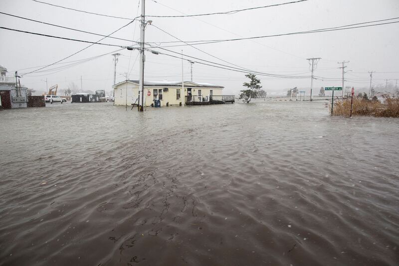 180104-basu-massachusetts-boston-flooding-gal-d_q1adzx