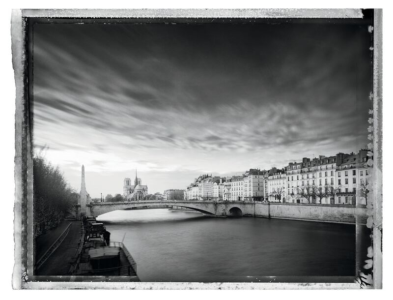 galleries/2014/11/28/paris-city-of-light-in-black-and-white-photos/141119-paris-city-lights-12_rl8hja