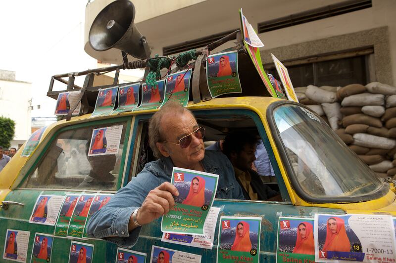 articles/2015/10/23/why-bill-murray-is-a-golden-god/150827-movies-rock-kasbah_hpn7p9