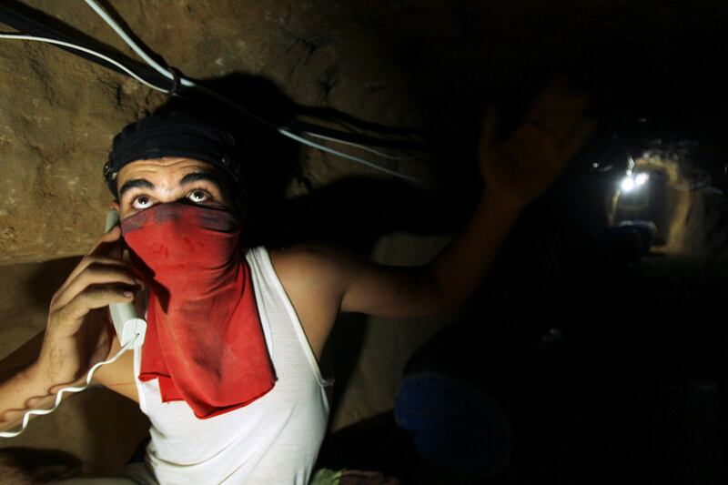 galleries/2014/07/18/gaza-underground-a-look-inside-palestinian-smuggling-tunnels-photos/140718-gaza-tunnels-6_op6wjy