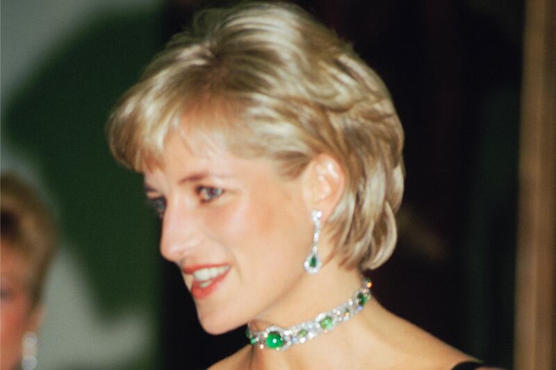 articles/2013/08/18/was-princess-diana-murdered-by-the-british-military/130818-hines-princess-tease_zcmo0w