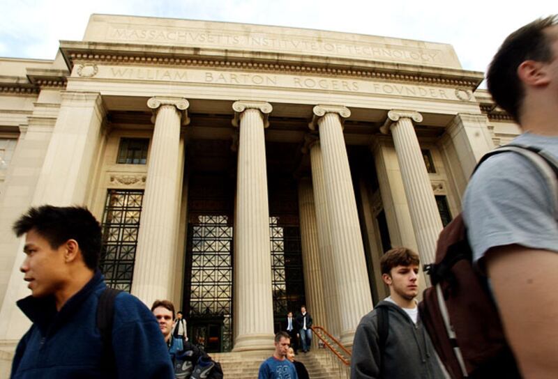 galleries/2010/03/29/2011-s-most-stressful-colleges/stress-schools---massachusetts-institute-of-technology_kaywef