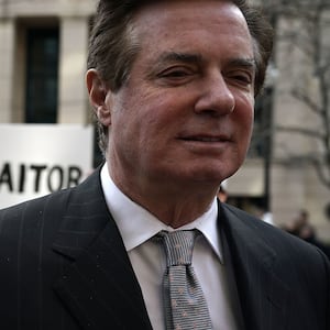 181207-rawnsley-manafort-sentencing-memo-hero_pjxxoy