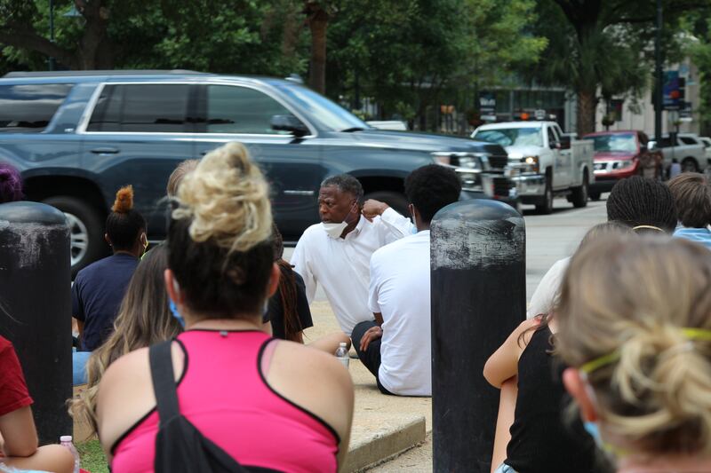 Mayor_Steve_Benjamin__seated_at_center__speaks_at_a_protest_in_Columbia_on_June_1__2020._David_Axe_photo_i2dhcb