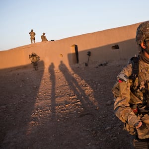 articles/2013/04/21/the-last-days-of-the-americans-in-afghanistan/130420-dalrymple-afghanistan-tease_sk9pqp