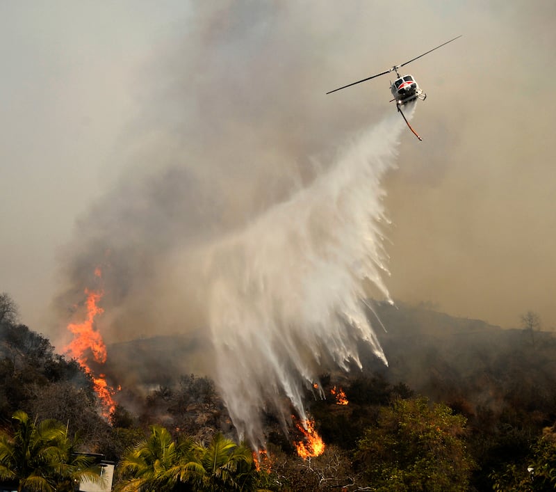 galleries/2014/01/17/southern-california-is-on-fire-1-700-acres-and-counting-photos/calif-fires-5_i4epdx