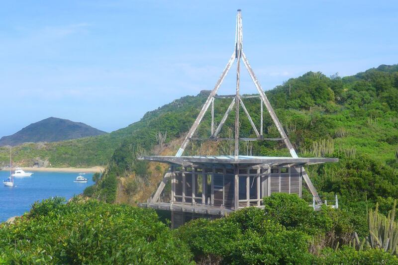 galleries/2014/01/26/exploring-the-beaches-of-st-barts-photos/140124-st-bart9_gzsr7g