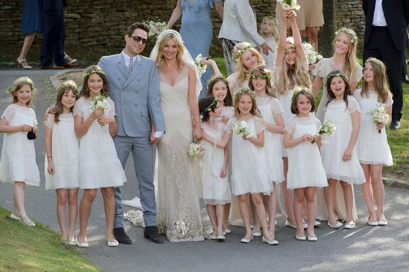 galleries/2011/07/03/kate-moss-gets-married/kate-moss-wedding6_p5ljcq