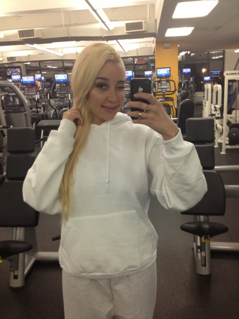 galleries/2013/07/09/amanda-bynes-hair-evolution/130709-amanda-bynes-hair-2013_05-twitpic_hctxhq