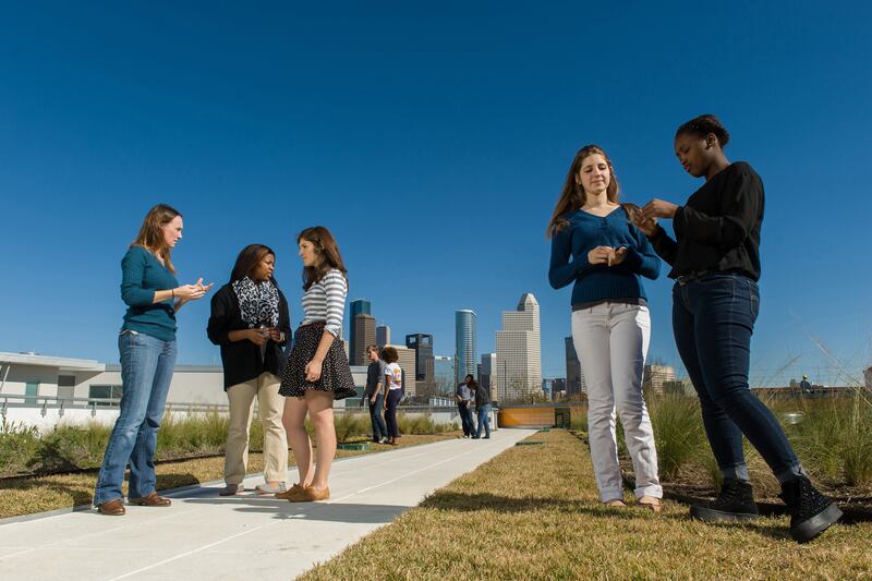 galleries/2013/05/06/top-25-high-schools-south/best-high-schools-south-houston-vanguard_bryzgw