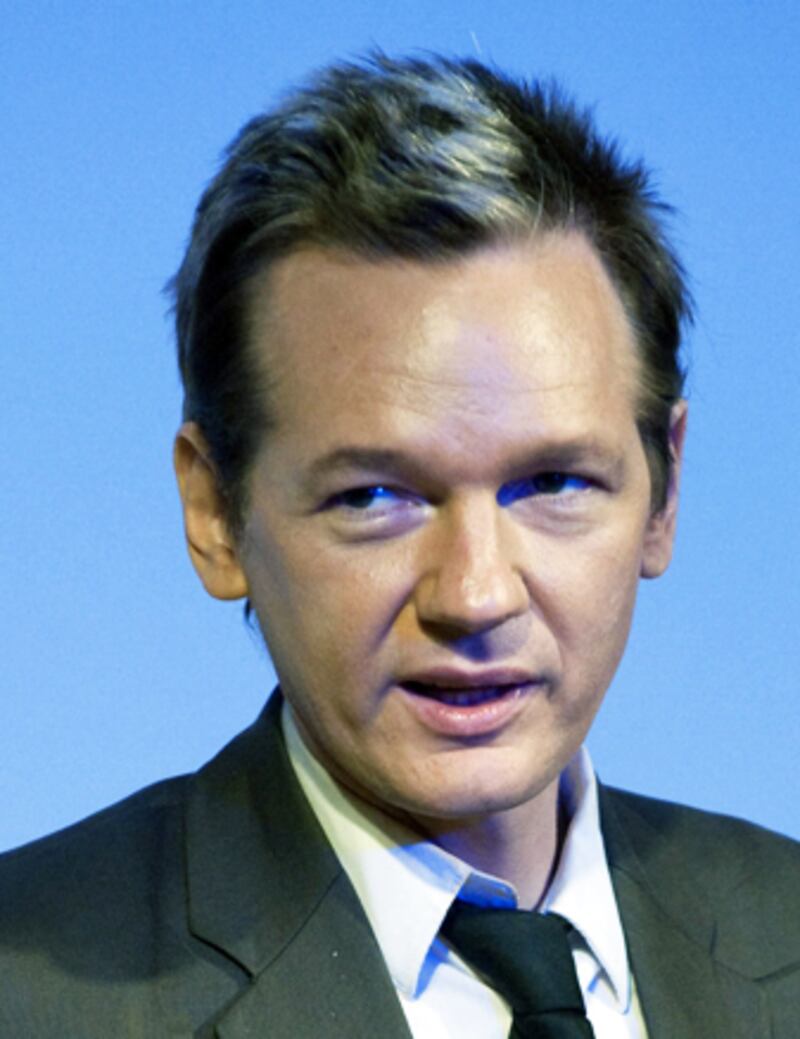 galleries/2010/12/13/julian-assange-s-hair-a-brief-history/julian-assange-hair-2_wszgvz