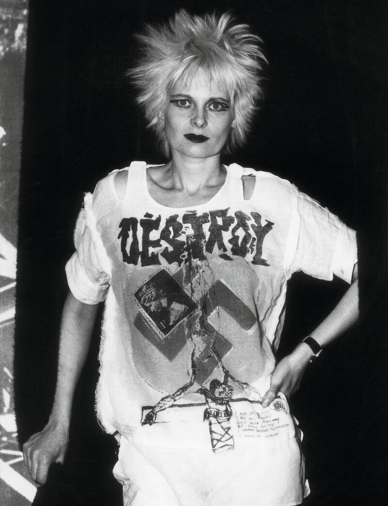 galleries/2013/01/07/vivienne-westwood-book-by-terry-jones-i-d-s-greatest-hits-photos/vivienne-westwood-01_vroglc