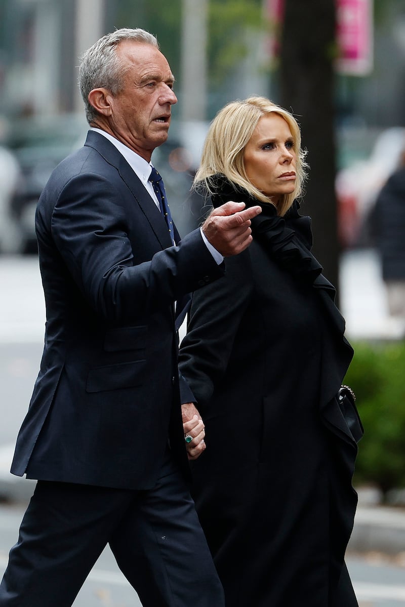 Robert F. Kennedy Jr. and Cheryl Hines.