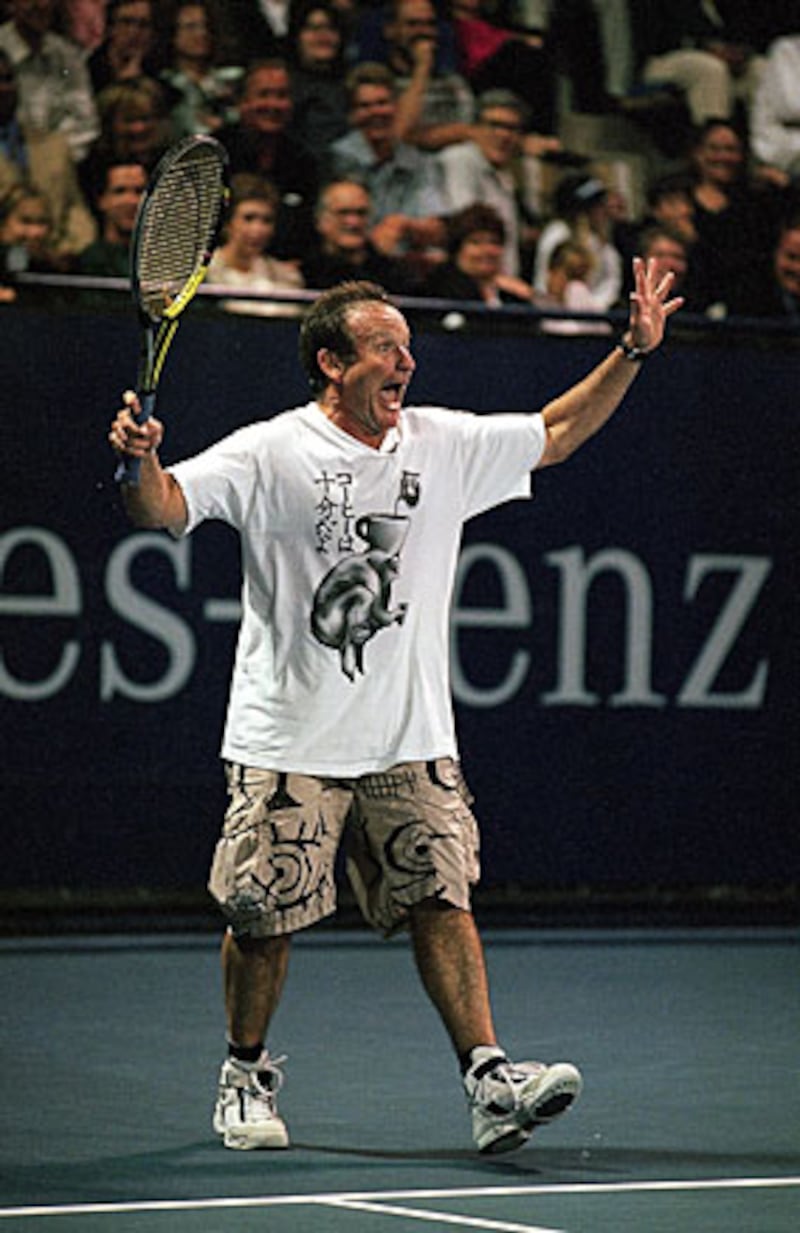 galleries/2009/09/02/a-list-tennis-aces/celebrity-tennis-players---robin-williams_xqowit