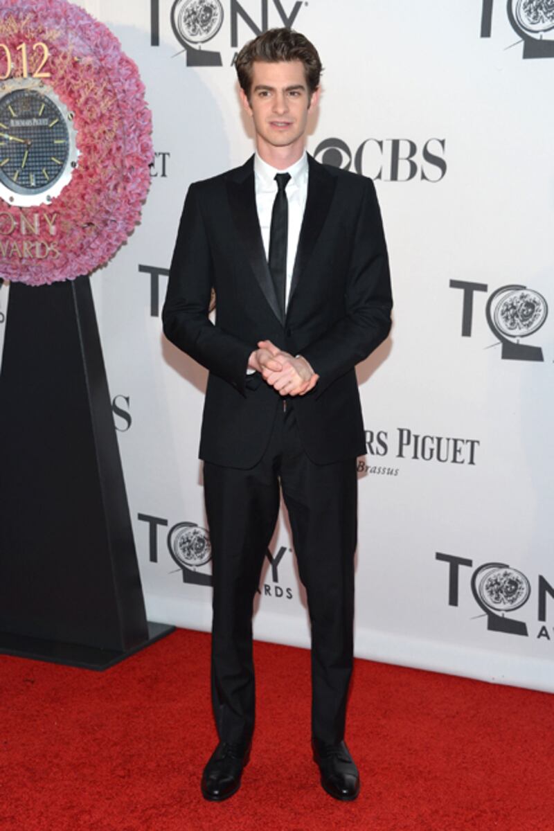 galleries/2012/06/10/2012-tony-awards-red-carpet-neil-patrick-harris-bernadette-peters-and-more-photos/tony-awards-red-carpet-andrew-garfield_ajfd32