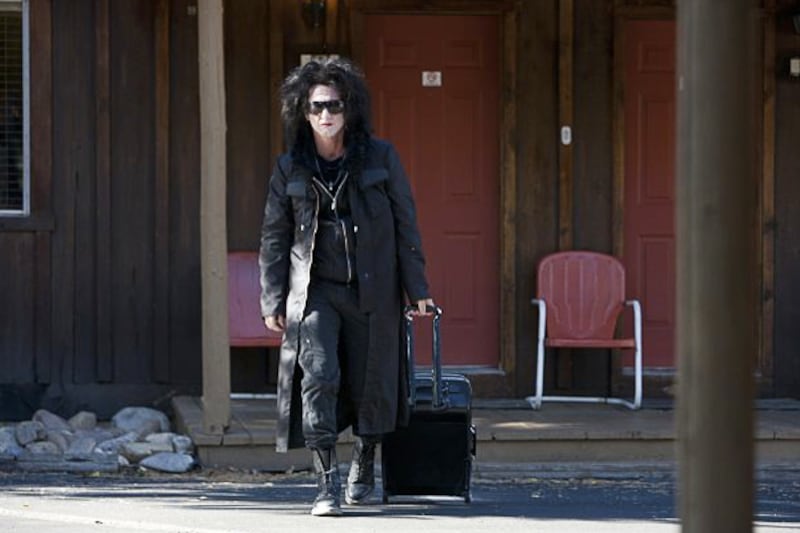 articles/2012/01/22/sean-penn-rocks-out-in-this-must-be-the-place/sean-penn-sundance-2012-lee_pjtouy