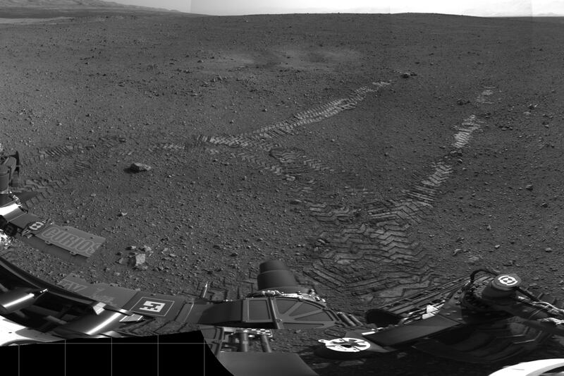 articles/2012/08/28/nasa-s-curiosity-to-twitter-and-beyond/mars-curiosity-dzieza_rst0l1