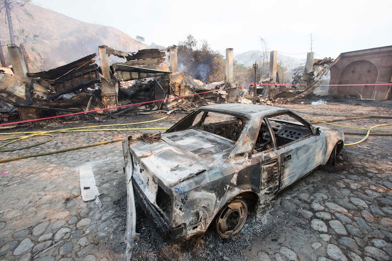 galleries/2014/01/17/southern-california-is-on-fire-1-700-acres-and-counting-photos/calif-fires-15_nkrzrw