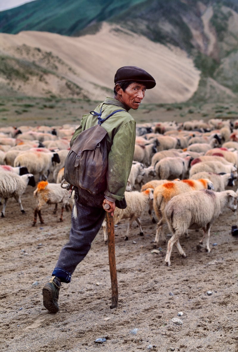 p.261_McCurry_TIBET_iw2laz