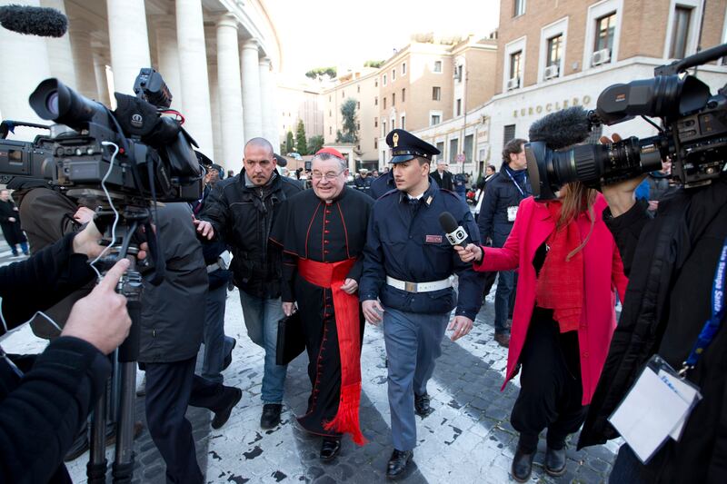 articles/2013/03/04/pope-fever-grips-rome/130304-vatican-conclave-nadeau-tease_vlem0s