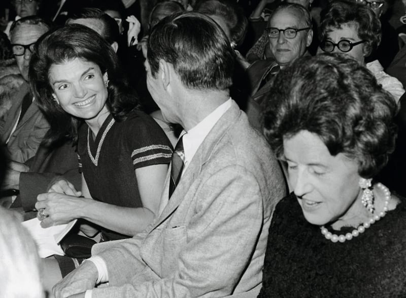 galleries/2014/03/13/jackie-kennedy-s-life-in-new-york-city-photos/new-york-jackie-42_bzjebt